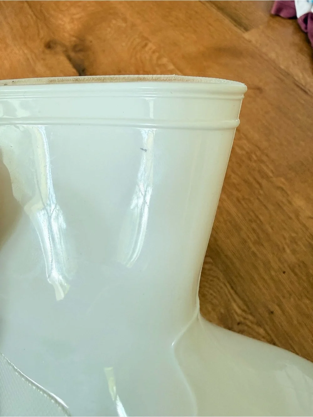 TAMARACK | Kids White Shrimp Boots